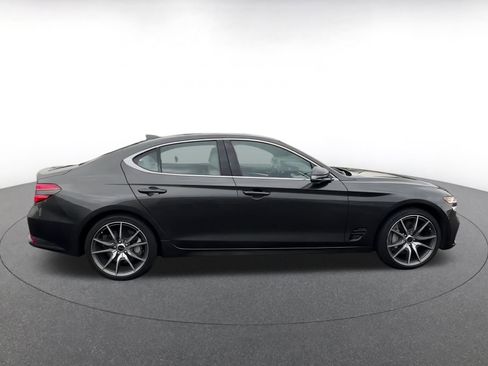 Used 2025 Genesis G70 2.5T image 16