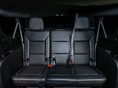 Used 2022 GMC Yukon XL Denali image 24