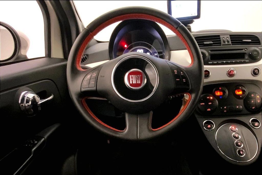 Used 2014 FIAT 500 e FWD image 4
