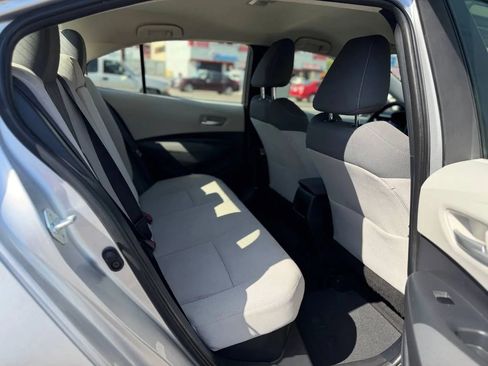 Used 2020 Toyota Corolla LE w/ Carpet Mat Package (TMS) FWD image 32