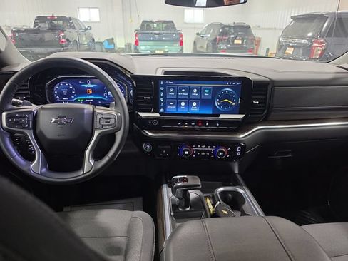 Used 2025 Chevrolet Silverado 1500 RST w/ Convenience Package II AWD/4WD image 9