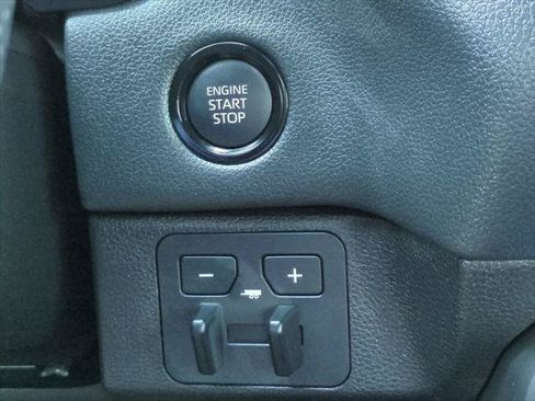 Certified 2026 Toyota Tundra Limited AWD/4WD image 26