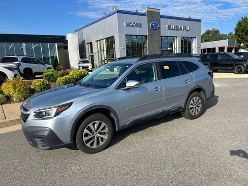 Used 2021 Subaru Outback Premium AWD/4WD image 7