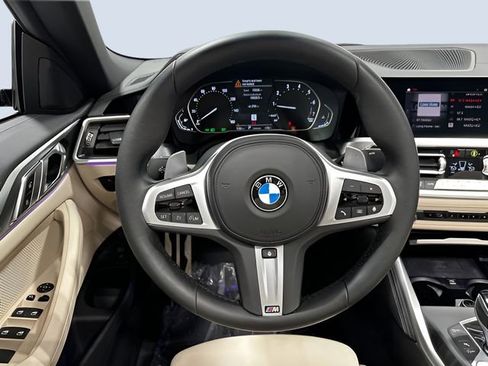 Used 2022 BMW 430i xDrive Convertible w/ M Sport Package AWD/4WD image 17