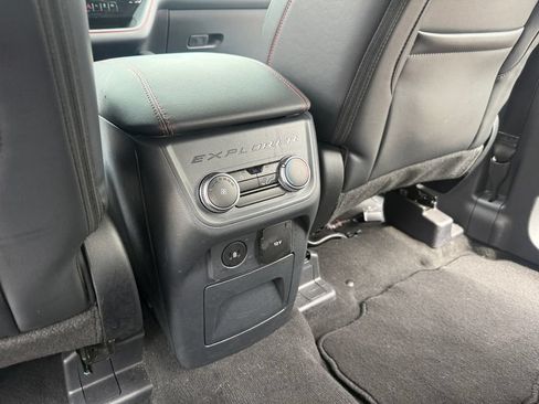 Used 2026 Ford Explorer ST-Line AWD/4WD image 23