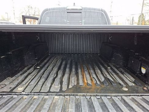 Used 2023 Toyota Tacoma TRD Off-Road image 28