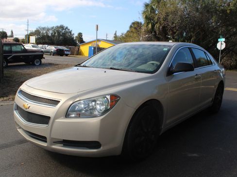 Used 2011 Chevrolet Malibu LS image 10