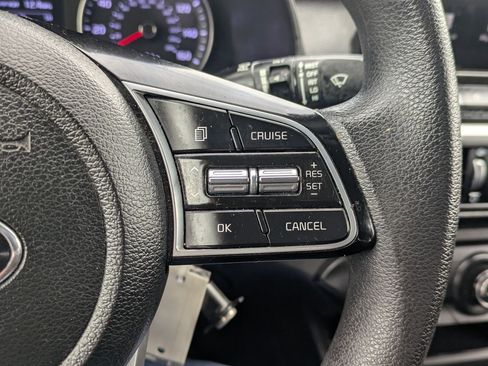 Used 2020 Kia Forte LXS image 24