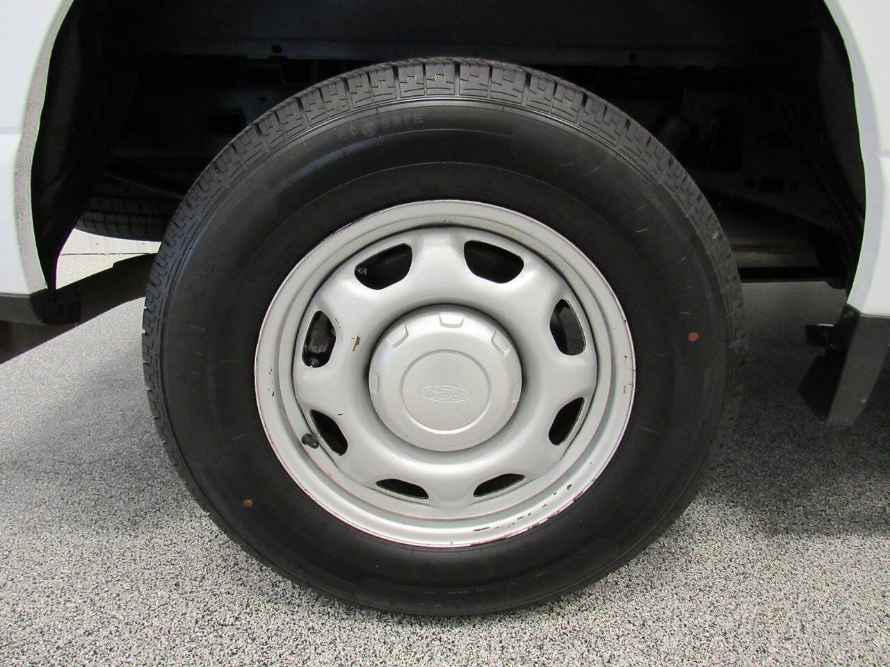 Used 2021 Ford F150 XL w/ Equipment Group 101A High RWD image 14