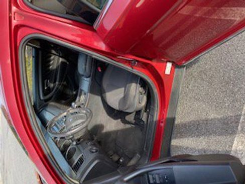 Used 2011 Ford Taurus SEL w/ 201A Rapid Spec Order Code image 3