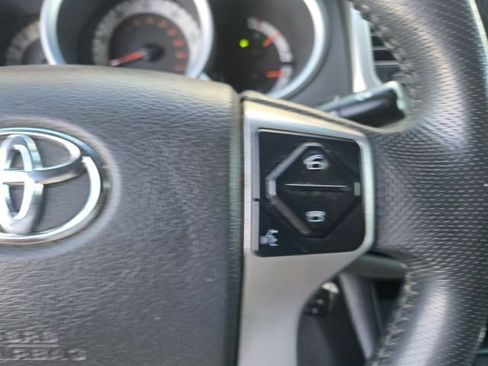 Used 2015 Toyota Tacoma PreRunner w/ TRD Sport Package RWD image 21