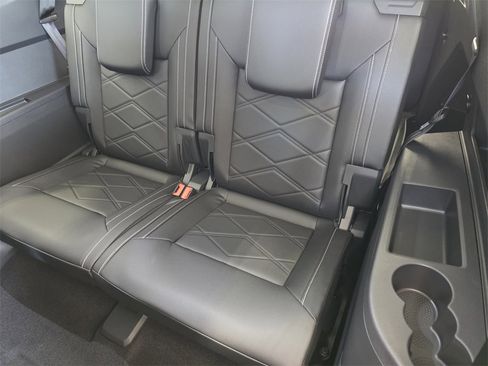 New 2026 Volkswagen Atlas SE image 19
