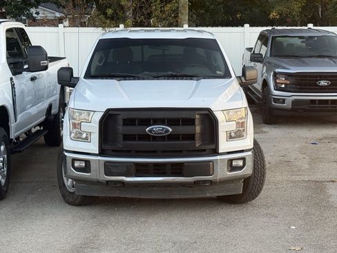 Used 2017 Ford F150 XL w/ Equipment Group 101A Mid AWD/4WD image 2