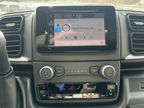 New 2025 RAM ProMaster 3500 w/ Quick Order Package 22G SLT image 7