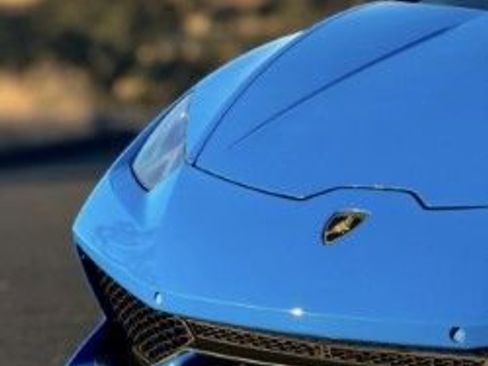 Used 2016 Lamborghini Huracan LP 610-4 image 5