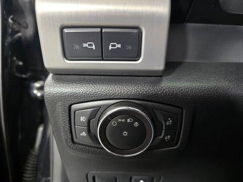 Used 2019 Ford F450 Platinum w/ Platinum Ultimate Package AWD/4WD image 27