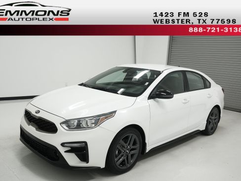 Used 2021 Kia Forte GT-Line FWD image 1