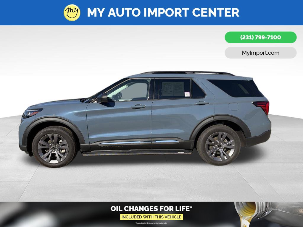 Used 2025 Ford Explorer Active w/ Active Comfort Package AWD/4WD image 4