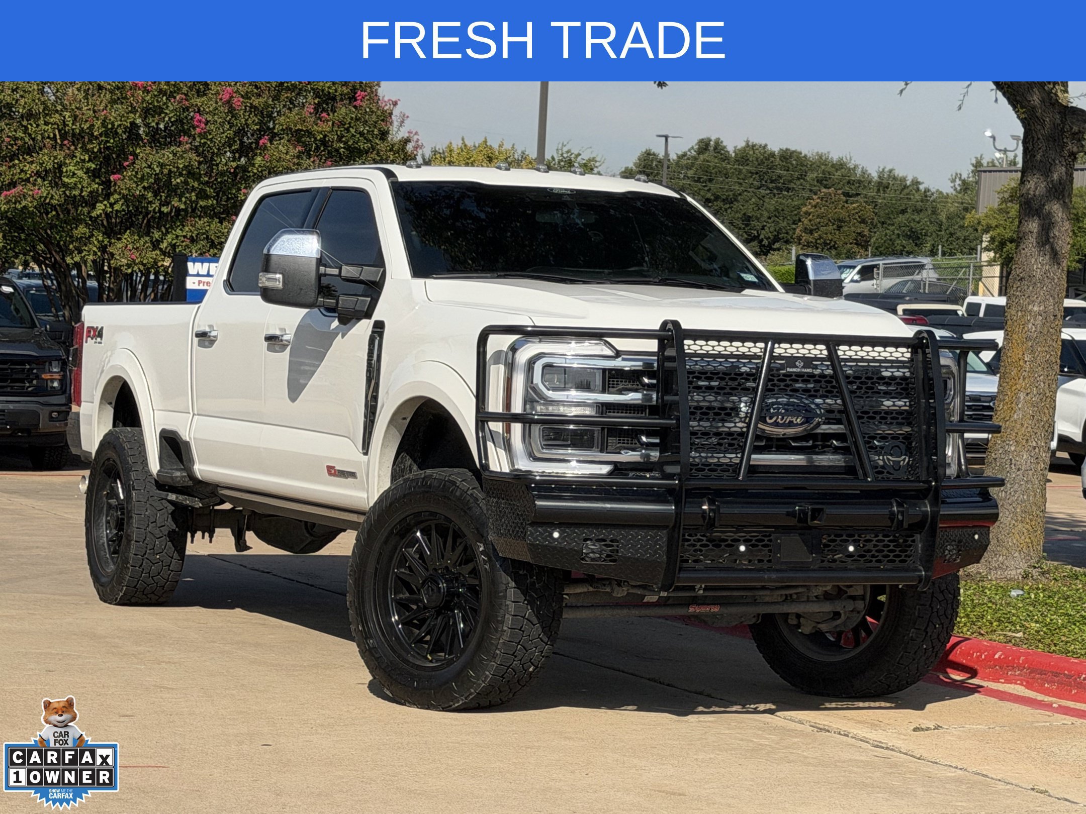 Used 2024 Ford F250 Platinum AWD/4WD image 2