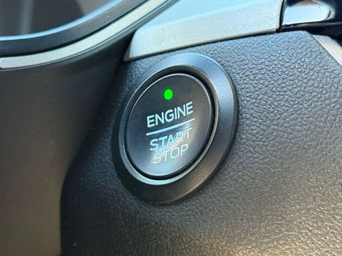 Used 2021 Ford Escape SEL image 21