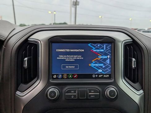 Certified 2021 Chevrolet Silverado 1500 LTZ w/ LTZ Premium Texas Edition AWD/4WD image 8