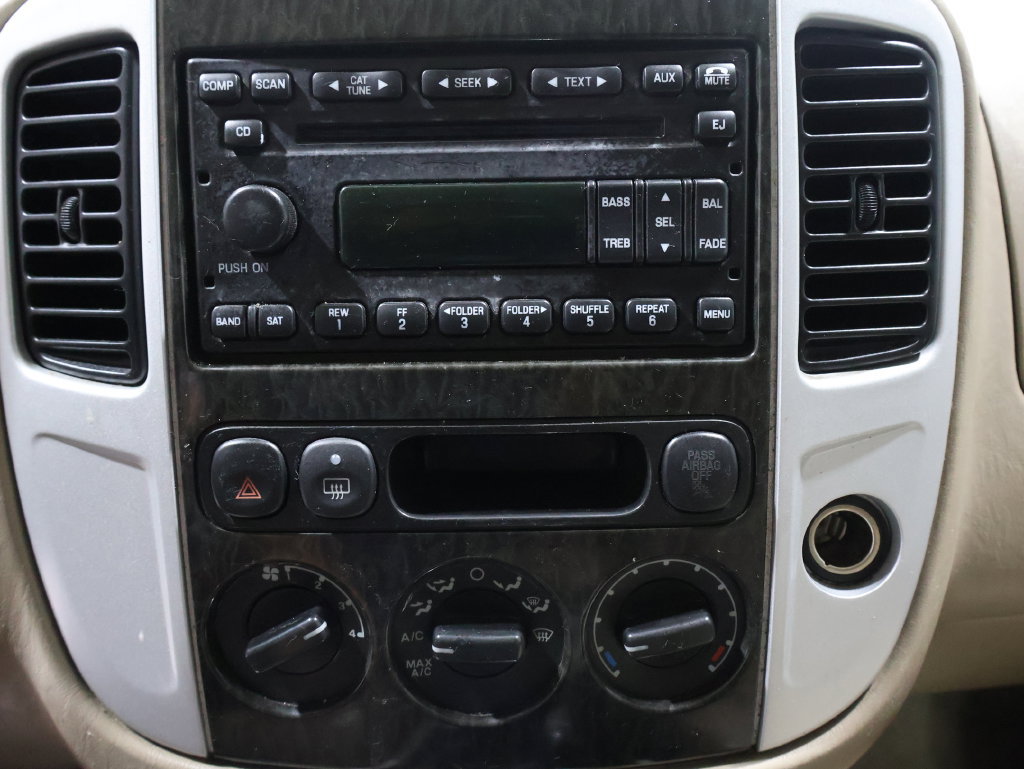 Used 2006 Mercury Mariner Luxury AWD/4WD image 26