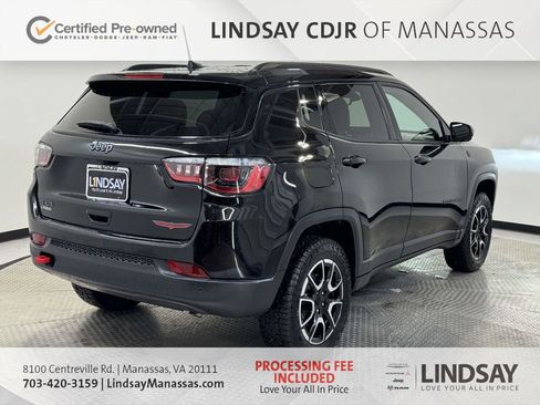 Used 2024 Jeep Compass Trailhawk image 7