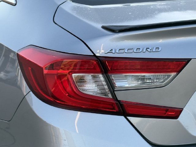 Used 2022 Honda Accord Sport image 6