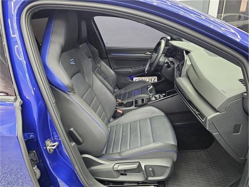 Used 2024 Volkswagen Golf R AWD/4WD image 13