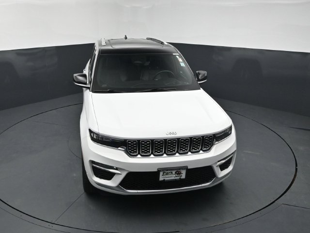 Used 2022 Jeep Grand Cherokee Summit AWD/4WD image 13