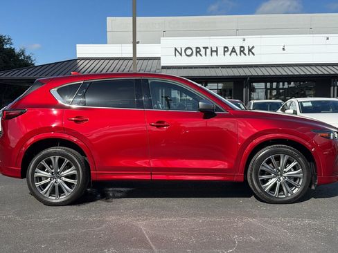 Certified 2024 MAZDA CX-5 Signature AWD/4WD image 3
