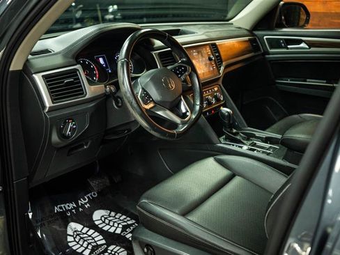 Used 2021 Volkswagen Atlas SE w/ Towing Package FWD image 9