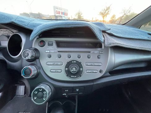 Used 2012 Honda Fit image 15