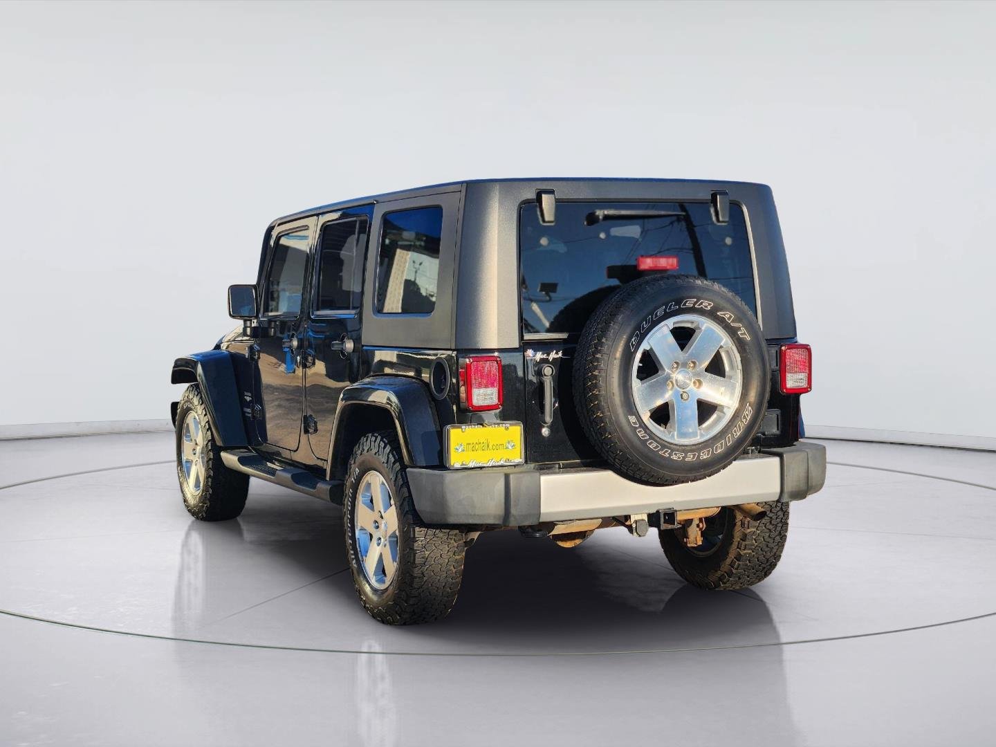 Used 2009 Jeep Wrangler Unlimited Sahara w/ Dual Top Group AWD/4WD image 7