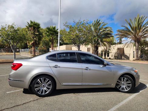 Used 2014 Kia Cadenza Premium image 6