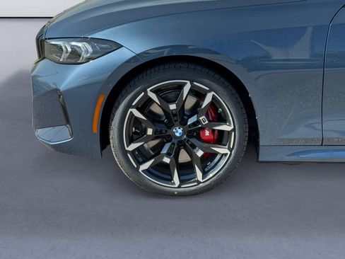 New 2026 BMW 330i xDrive Sedan w/ M Sport Package image 9