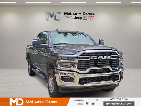 Used 2026 RAM 2500 Tradesman AWD/4WD image 1