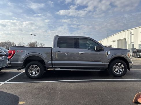 Used 2021 Ford F150 XLT w/ Equipment Group 302A High image 5