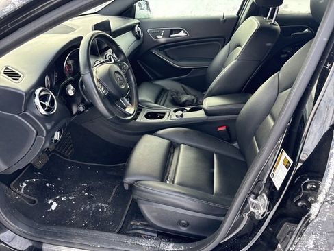 Used 2019 Mercedes-Benz GLA 250 4MATIC image 9