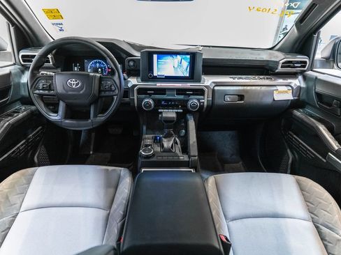 Certified 2026 Toyota Tacoma SR5 AWD/4WD image 12