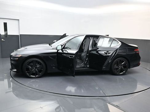 Used 2023 Genesis G70 2.0T w/ Sport Prestige Package image 32