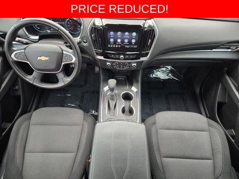 Used 2022 Chevrolet Traverse LT FWD image 27