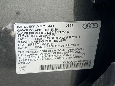 Used 2024 Audi Q5 2.0T Premium w/ Convenience Package image 27