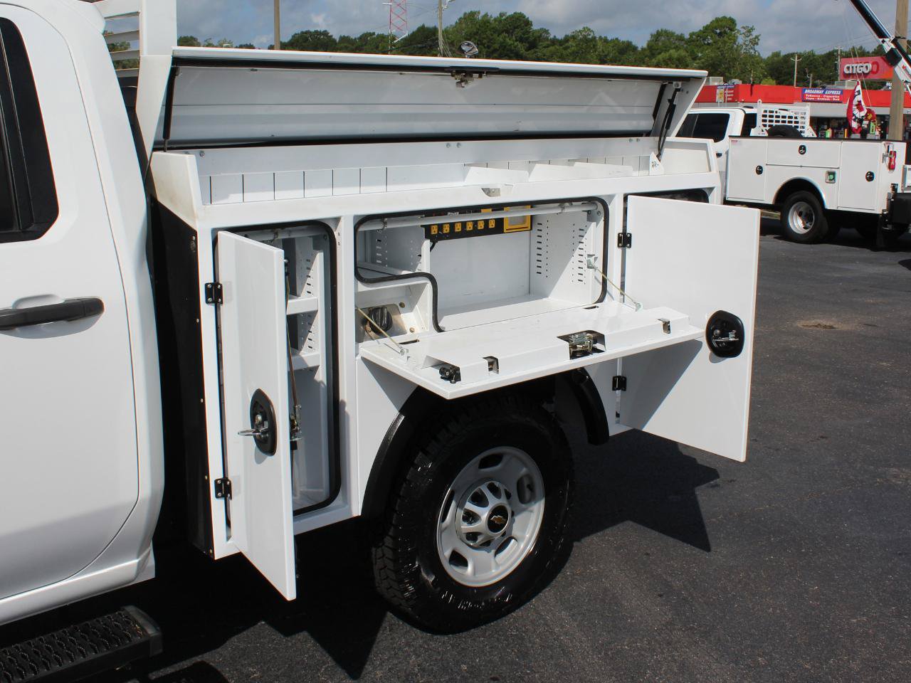 Used 2024 Chevrolet Silverado 2500 W/T w/ WT Convenience Package AWD/4WD image 24