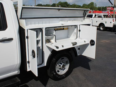 Used 2024 Chevrolet Silverado 2500 W/T w/ WT Convenience Package AWD/4WD image 24