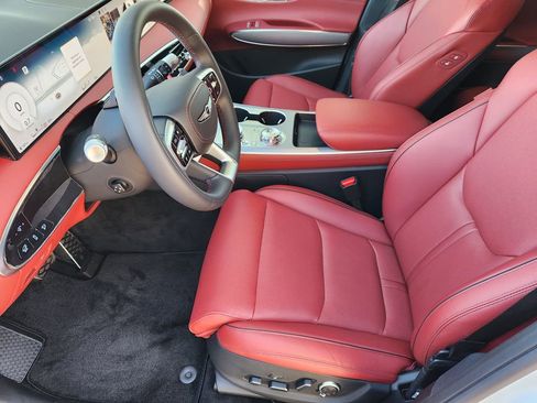 New 2026 Genesis GV70 3.5T Sport Advanced image 8