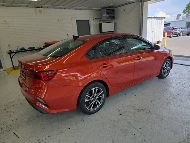 Certified 2024 Kia Forte LXS w/ LXS Technology Package FWD image 6