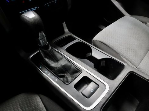 Certified 2017 Ford Escape SE image 32