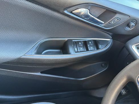 Used 2019 Chevrolet Cruze LS w/ LS Fleet Convenience Package FWD image 22