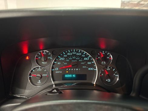 Used 2021 Chevrolet Express 2500 w/ Driver Convenience Package image 10